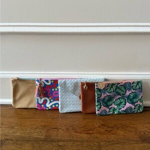 5 for $25 item 🌺 Ipsy Glam Bag Zippered Pouch Set Cosmetic Bags